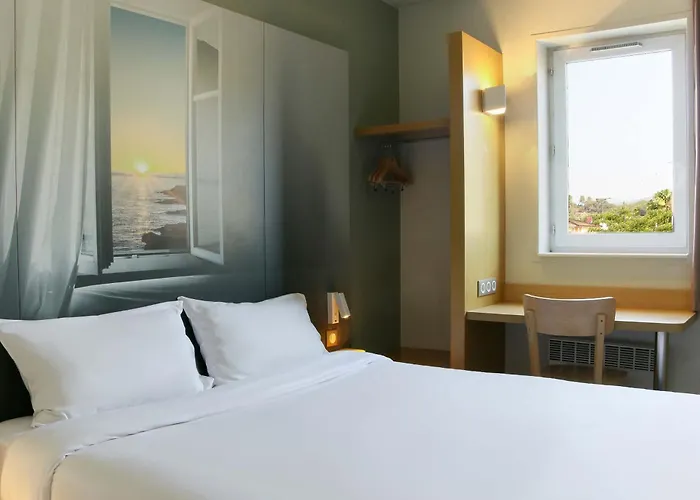 HOTEL Fréjus